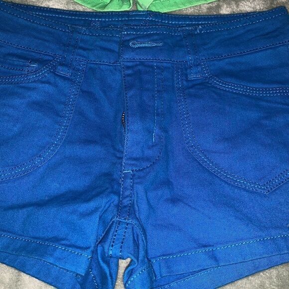 Shorts size 8 - Picture 2 of 10